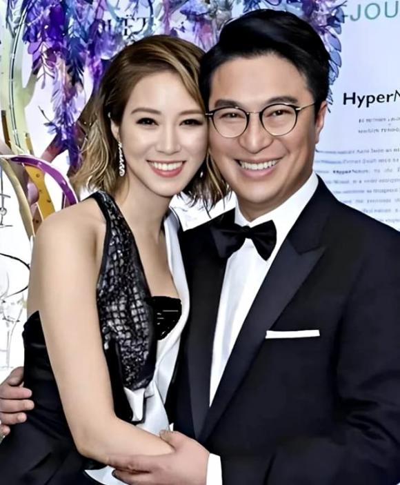  showbiz, con dâu tỷ phú quyền lực nhất Hồng Kông, Từ Tử Kỳ, tỷ phú Lý Triệu Cơ, Lý Gia Thành