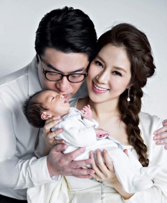  showbiz, con dâu tỷ phú quyền lực nhất Hồng Kông, Từ Tử Kỳ, tỷ phú Lý Triệu Cơ, Lý Gia Thành