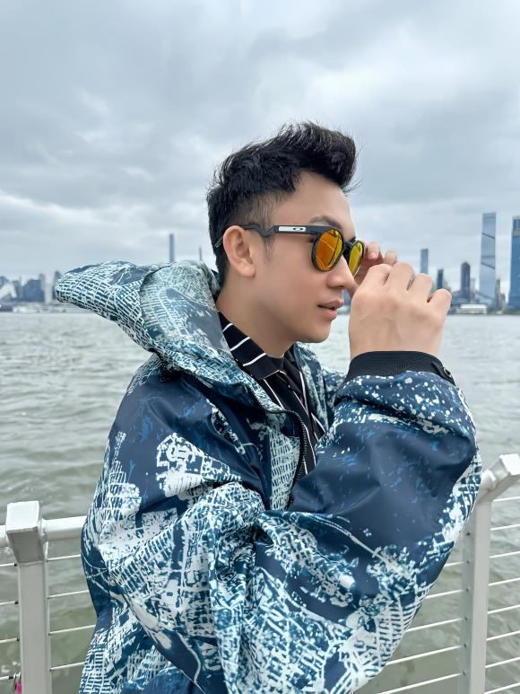 Sao Việt 3/8, tin sao việt mới nhất