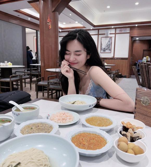 Sao Việt 4/8, tin sao việt mới nhất