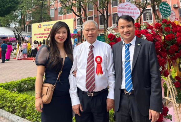 gia đình, gia đình học cùng trường, gia đình 3 thế hệ