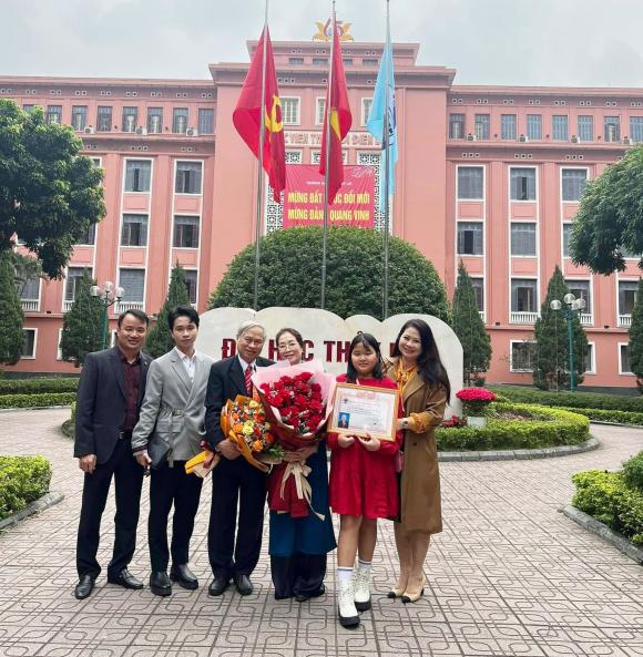 gia đình, gia đình học cùng trường, gia đình 3 thế hệ