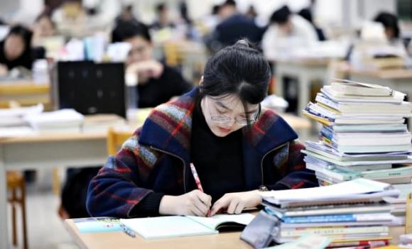 tốt nghiệp đại học, kiểu ăn bám mới, trốn tránh đi làm
