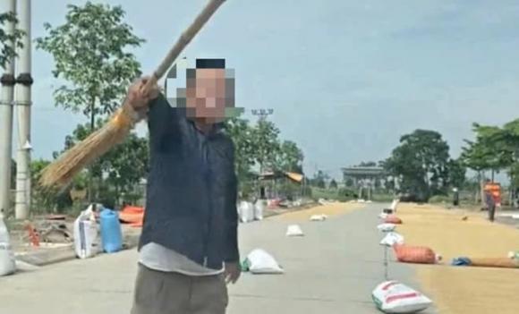 phơi thóc lúa trên đường, cản trở giao thông, xử phạt hành chính