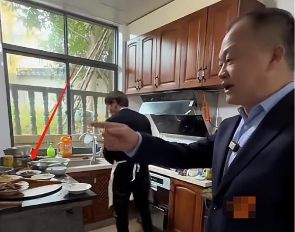 báo hiếu, doanh nhân báo hiếu, xây nhà báo hiếu cha mẹ