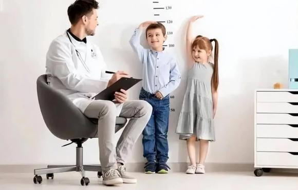 cách giúp con cao hơn, cách tăng chiều cao cho trẻ