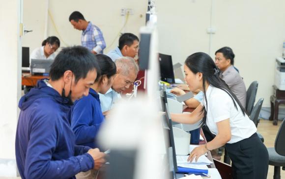 công chức, hỗ trợ công chức, cán bộ