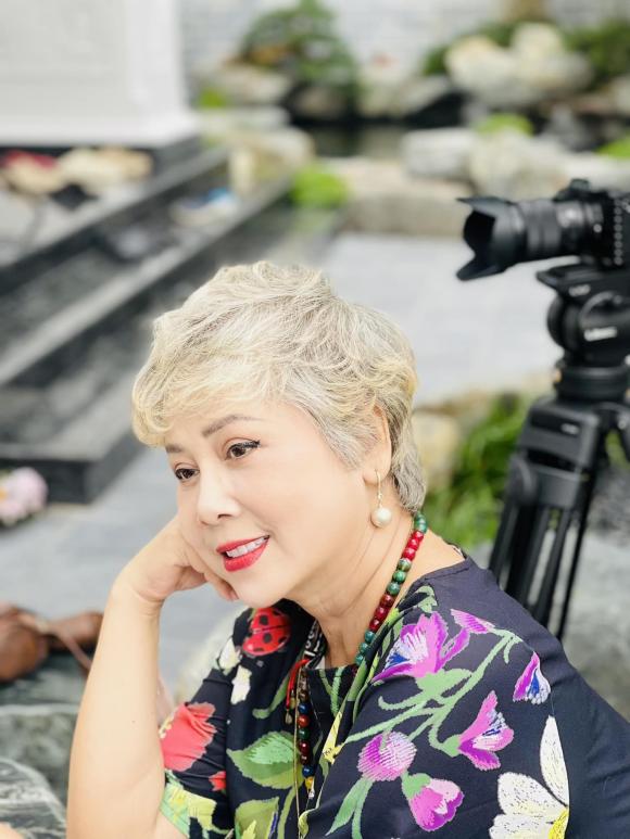 NSND Minh Hằng, sao Việt