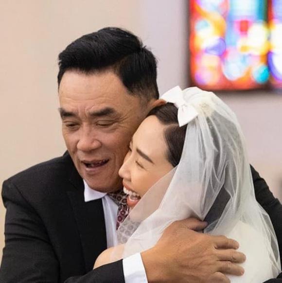 ca sĩ Tóc Tiên, sao Việt