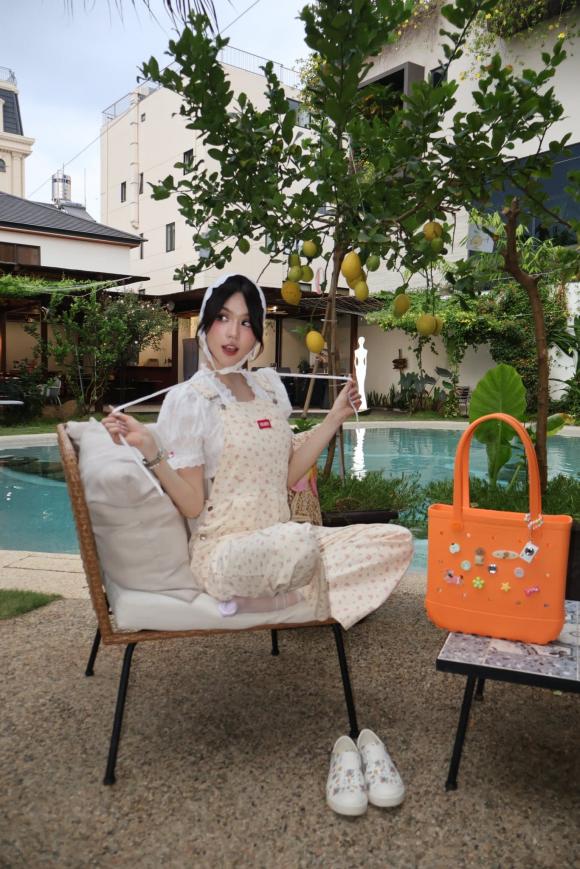 Sao Việt 7/8, tin sao việt mới nhất, 
