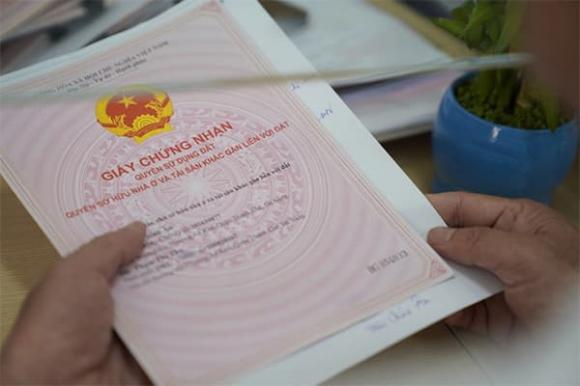 cấp sổ đỏ lần đầu tại cấp xã, thủ tục cấp sổ đỏ lần đầu, luật đất đai