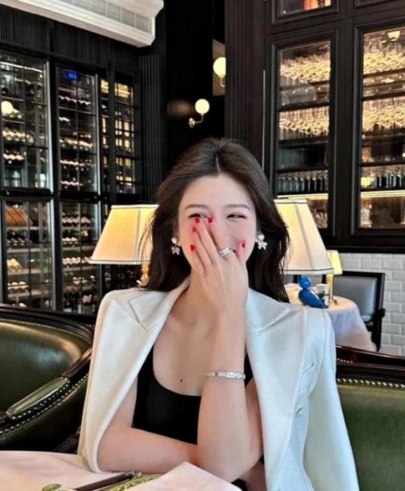 Người giàu giả, EQ thấp