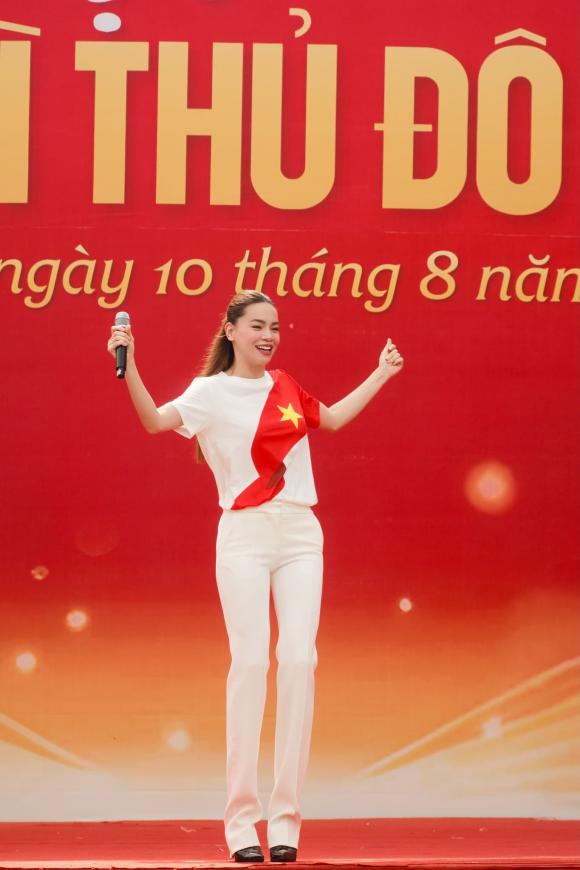 Sao Việt 11/8, tin sao việt mới nhất
