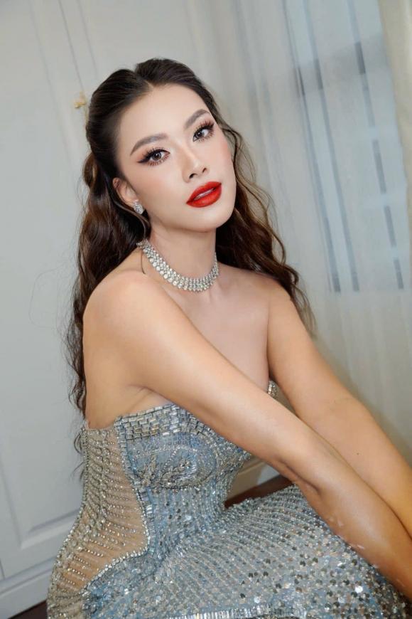 Sao Việt 10/8, tin sao việt mới nhất