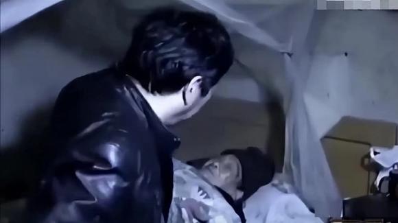 cụ bà sống lại sau khi bị đưa vào quan tài,  hồi sinh