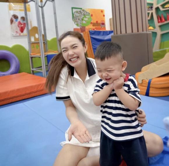 Minh Hằng, con trai Minh Hằng, sao Việt 