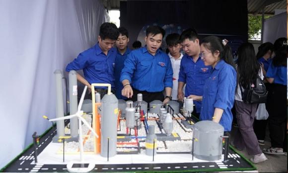 Ngành học tại việt nam lọt top thế giới, ngành Kỹ thuật dầu khí