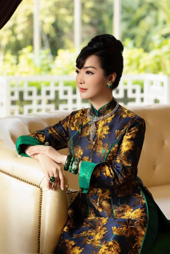 Sao Việt 13/8, tin sao việt mới nhất