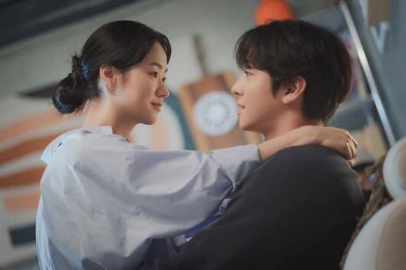 tại sao đàn ông thích gái đẹp