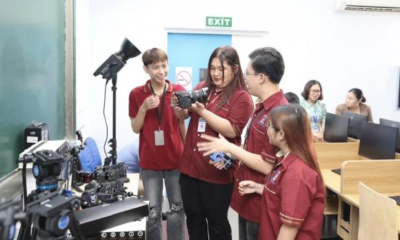 tuyển sinh đại học, ngành học có điểm chuẩn cao nhất