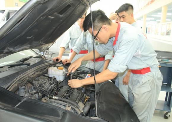 Ngành học có nguy cơ thất nghiệp, ngành ô tô