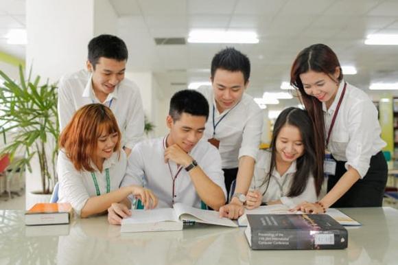điểm chuẩn ngành Quản trị kinh doanh, điểm chuẩn đại học