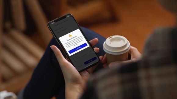 Mẹo chuyển khoản an toàn, mã độc xâm nhập tài khoản ngân hàng online