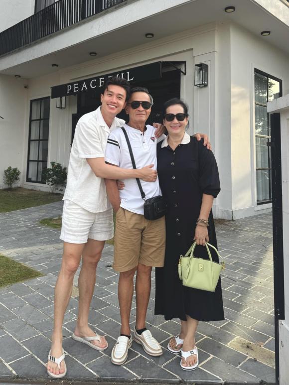 Sao Việt 14/8, tin sao việt mới nhất
