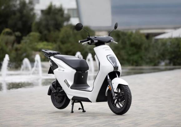 xe máy điện Honda, giá xe điện