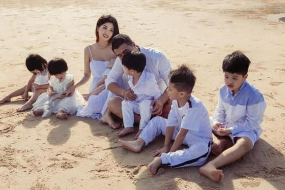 Hoa hậu Oanh Yến, sao Việt