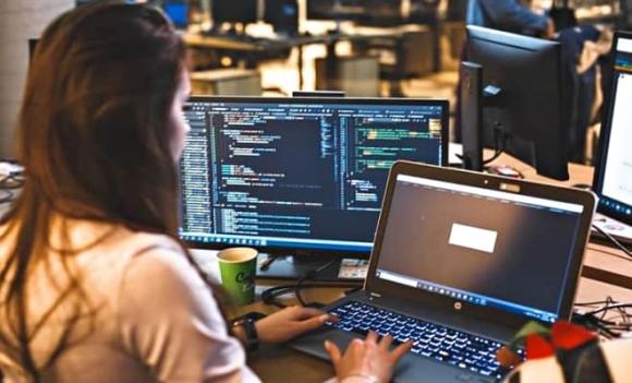 ngành Khoa học máy tính, Kỹ thuật máy tính, Trí tuệ nhân tạo, AI, Công nghệ thông tin, Y Dược, Sư phạm, điểm chuẩn