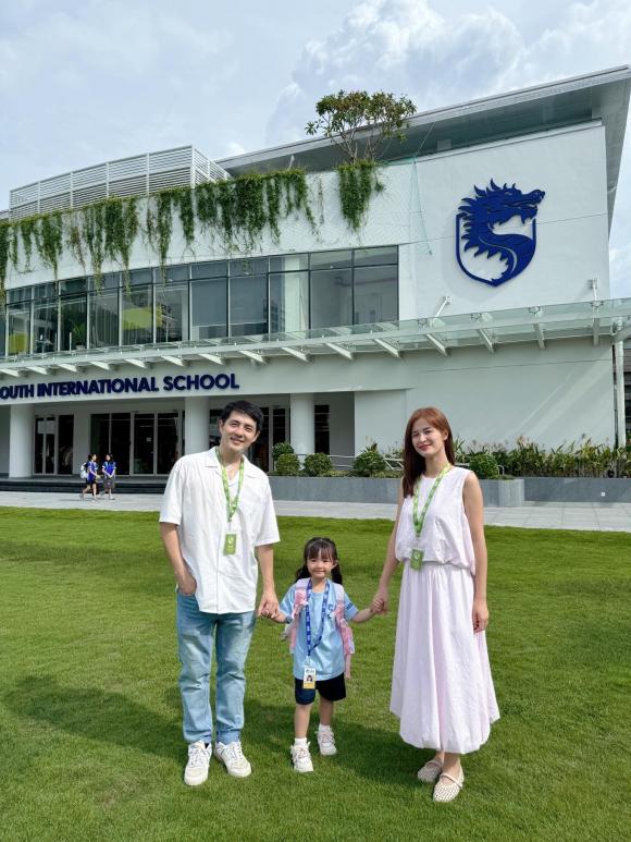 ca sĩ Đông Nhi, ca sĩ Ông Cao Thắng, doanh nhân Cường Đô La, ca sĩ Đàm Thu Trang, sao Việt