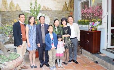 Nguyễn Lân Dũng, con trai Nguyễn Lân Dũng, Nguyễn Lân Hiếu