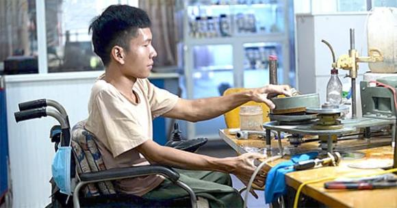 cấp thẻ BHYT miễn phí, bảo hiểm y tế, người khuyết tật
