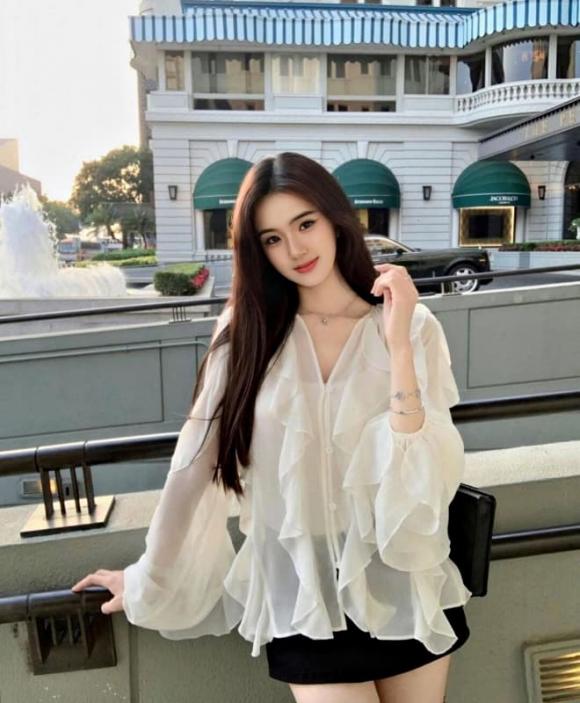 Rolls-Royce, kết hôn, đàn ông giàu có, hot girl mạng