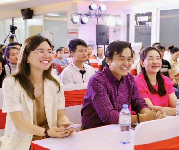 Sao Việt 18/8, tin sao việt mới nhất