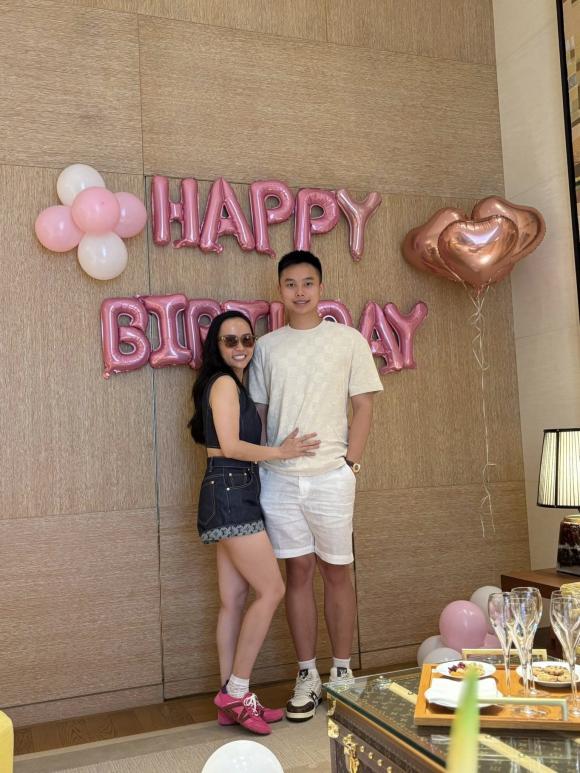 Sao Việt 18/8, tin sao việt mới nhất