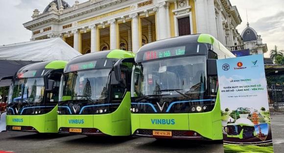 Phạm Nhật Vượng,  xe buýt điện, xe buýt điện miễn phí