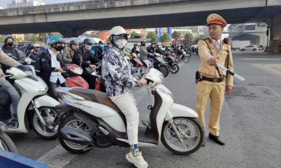 Nghị định 168, vi phạm giao thông, lỗi đi xe máy chỉ bị nhắc nhở