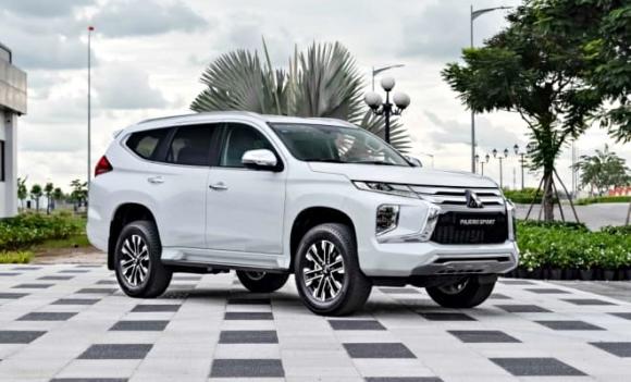 Honda Civic Type R, mazda6, Mitsubishi Pajero Sport, ford explorer