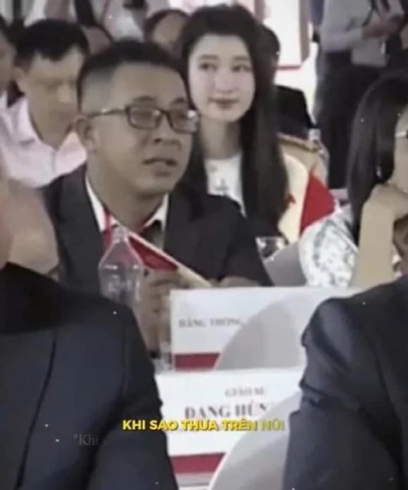 á hậu Phương Nhi, sao Việt