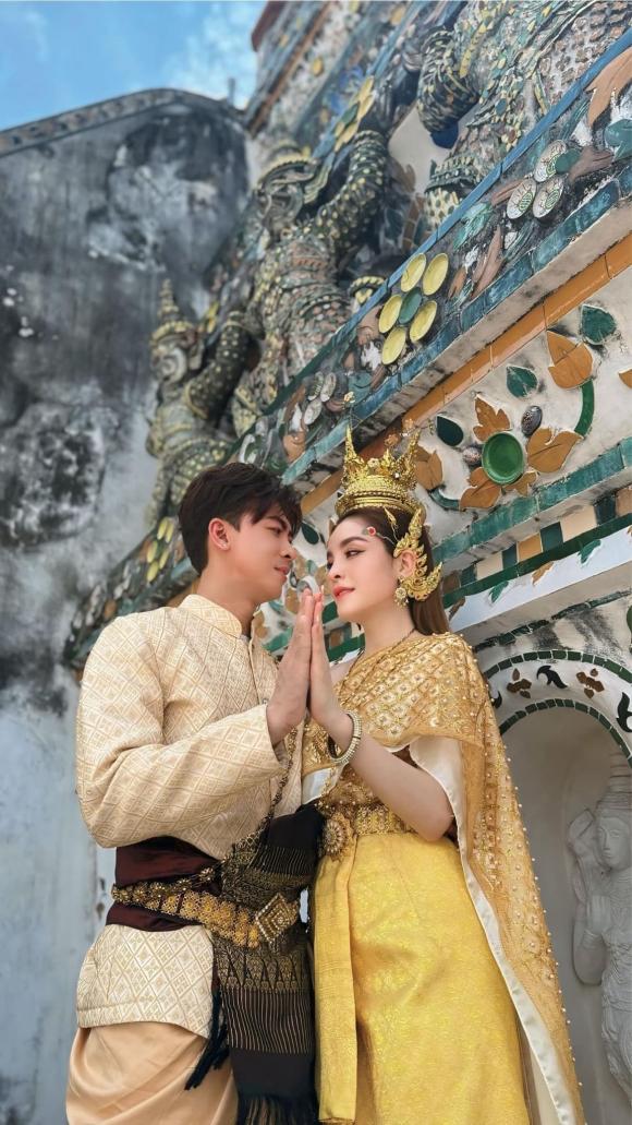 Saka Trương Tuyền, Hồ Việt Trung, sao Việt