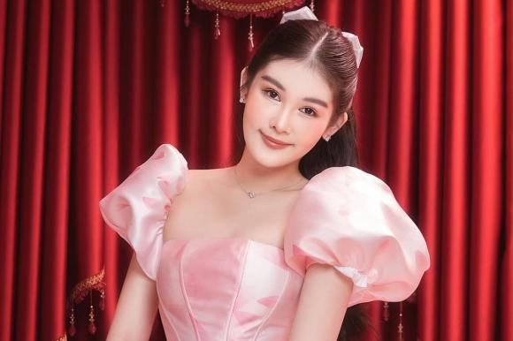 á hậu Phương Anh, diễn viên Midu, hoa hậu Ngân Anh, ca sĩ Tân Nhàn, hoa hậu Lương Thùy Linh, ca sĩ Mỹ Tâm
