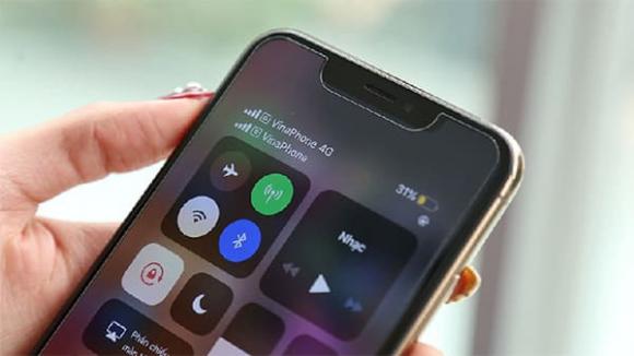 Điện thoại bị theo dõi, tin nhắn, smartphone