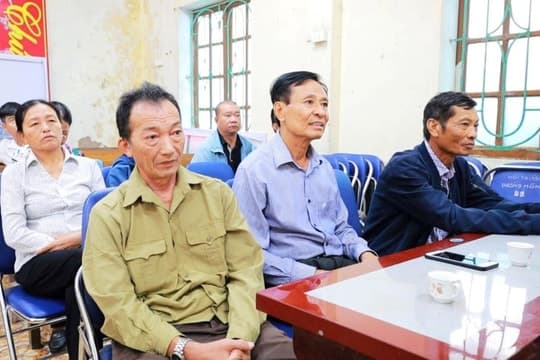 Cán bộ dôi dư, sắp xếp thôn, tổ dân phố