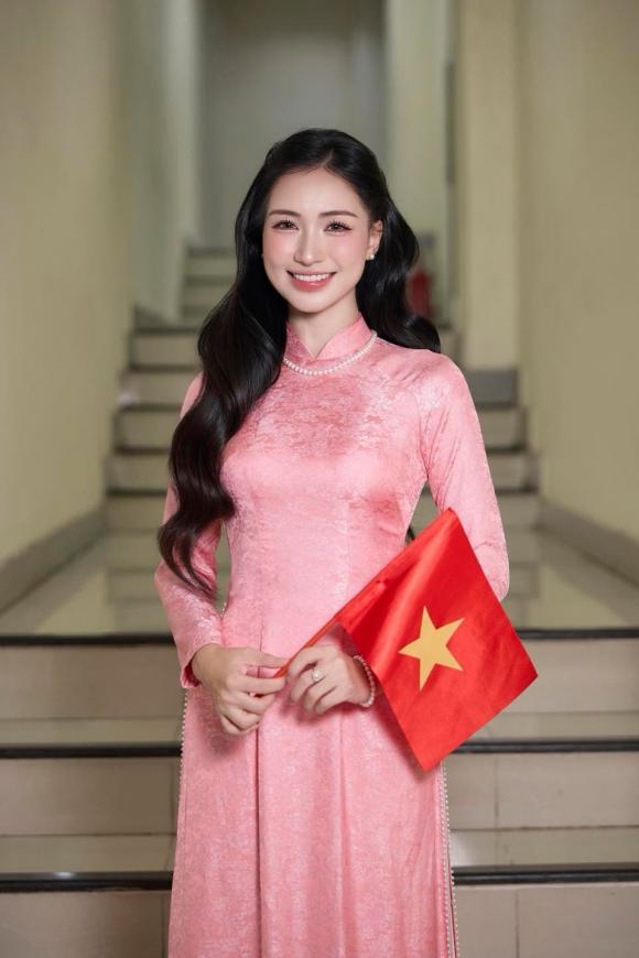 Sao Việt 20/8, tin sao việt mới nhất