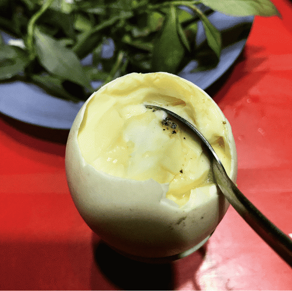 Trứng vịt lộn, món trứng việt nam