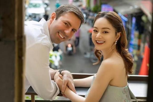 Sao Việt 20/8, tin sao việt mới nhất