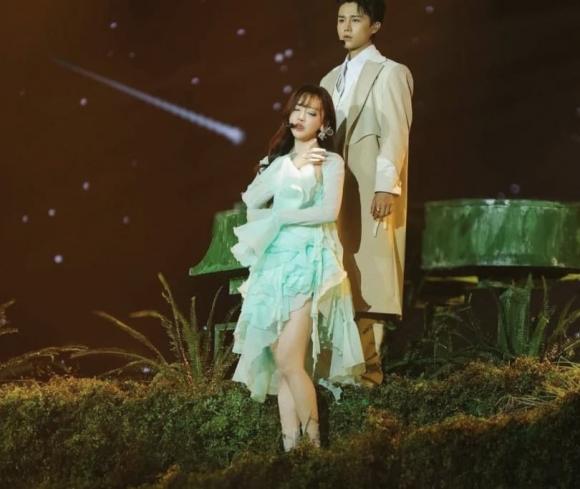 Tăng Duy Tân, Bích Phương, mẹ Bích Phương, sao Việt 