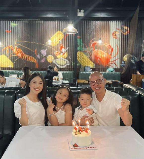ca sĩ Phan Đinh Tùng, sao Việt